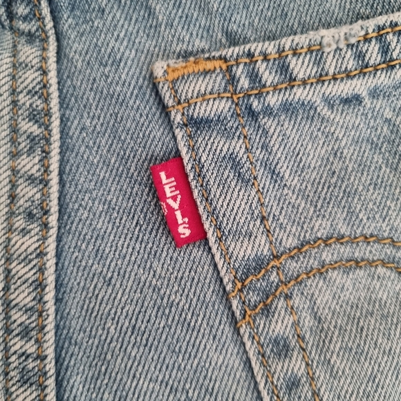 Levi's Ribcage Short Frost Blue Denim Shorts - Picture 7 of 12